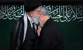 دفن حاج قاسم سلیمانی با عبای نماز شب رهبر معظم انقلاب