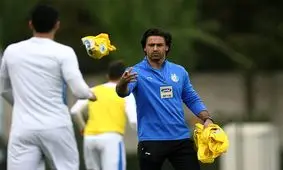 معارفه فرهاد در غیاب کاپیتان‌ها