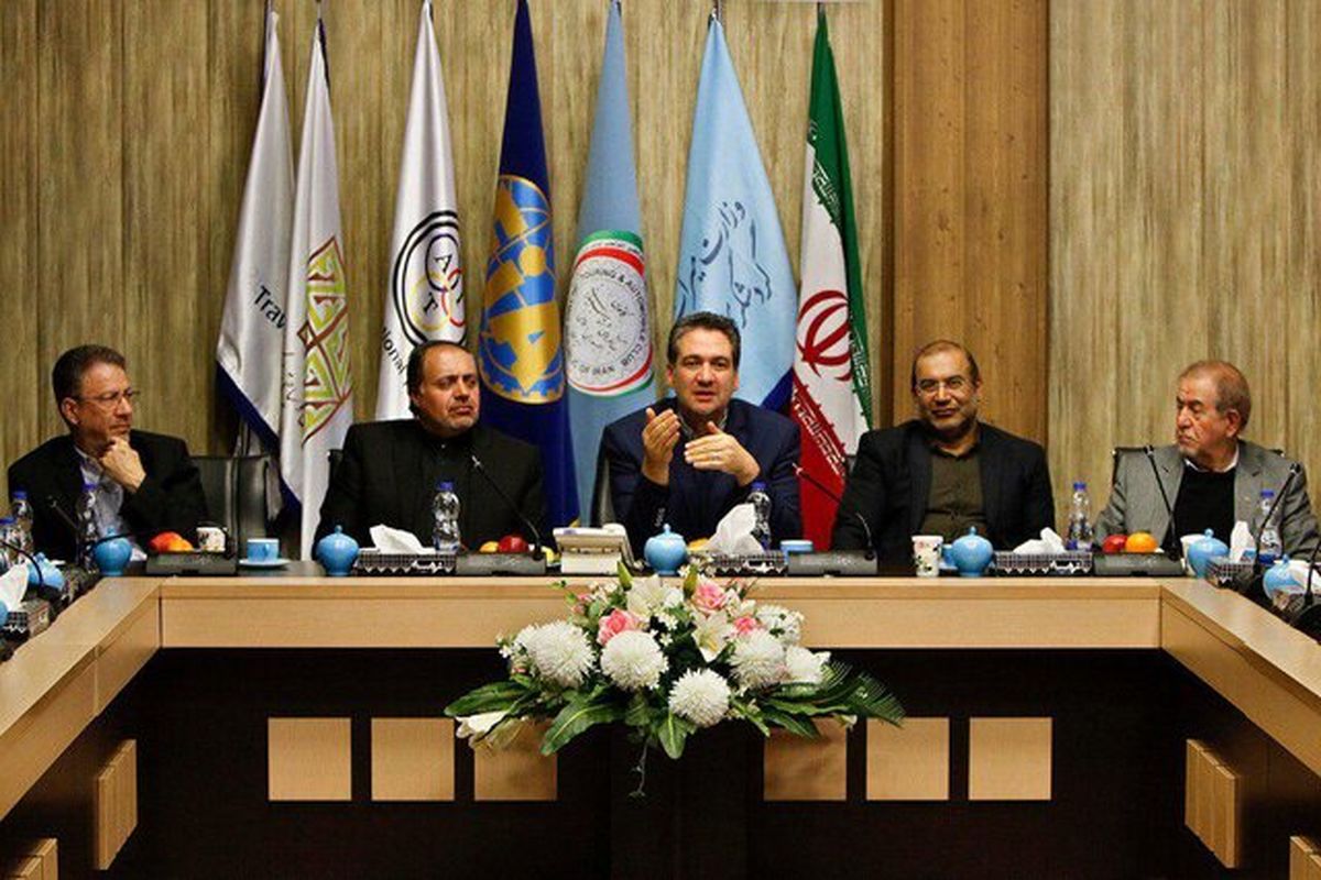 سنگ هم از آسمان ببارد ایران به اسپانیا میرود