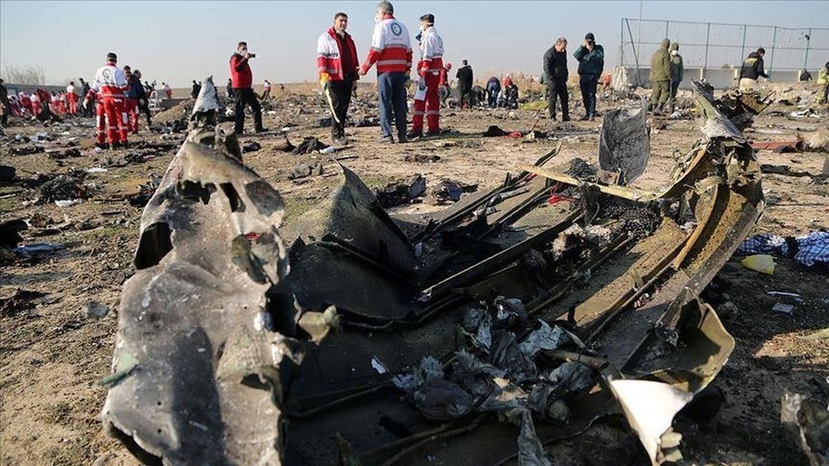 چرا خانواده قربانیان هواپیمای اوکراینی، به تهران نرسیدند؟