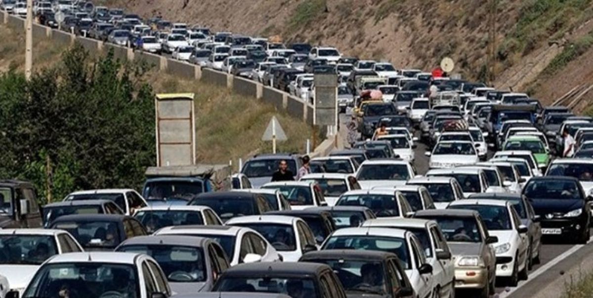 ترافیک سنگین در ورودیهای شرقی تهران/ اعلام محدودیت در محور هراز