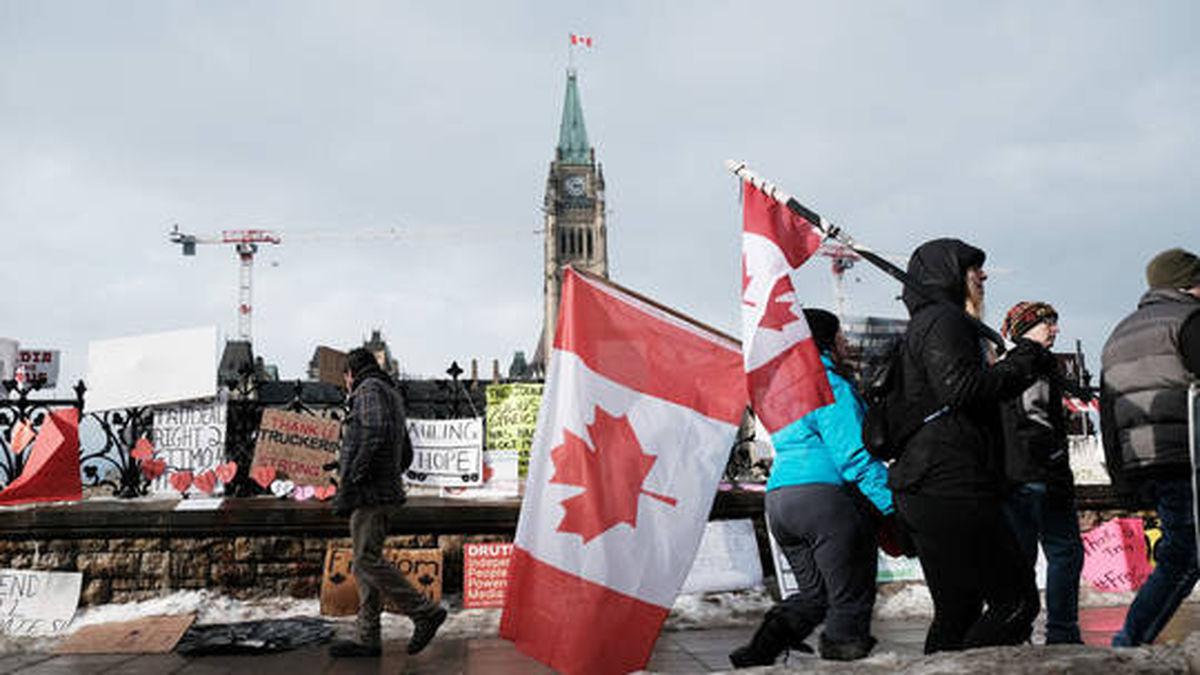 توصیه آمریکا به کانادا برای مقابله با کامیون‌ داران معترض