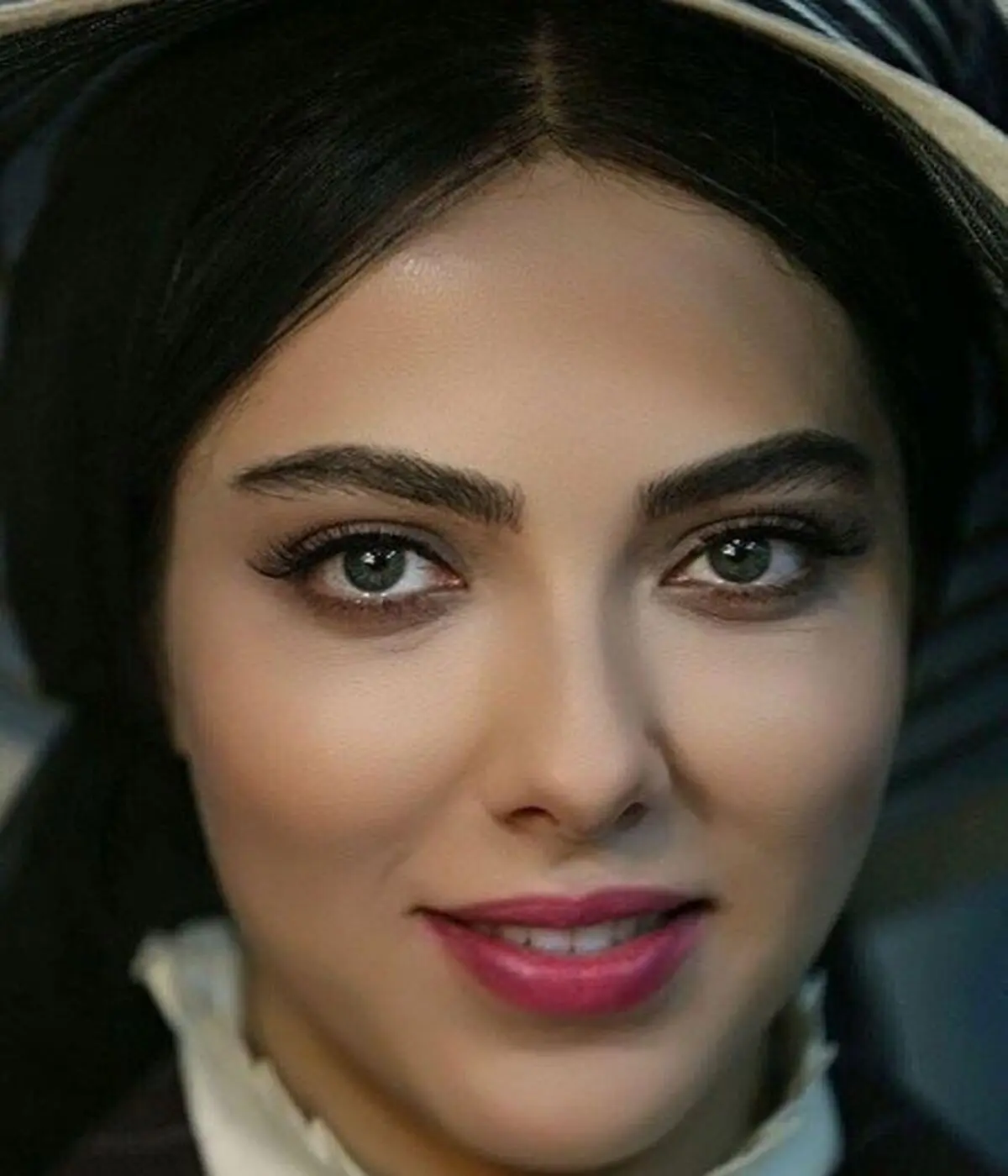 گرانقیمت ترین بازیگر زن مهمان امشب برنامه دورهمی