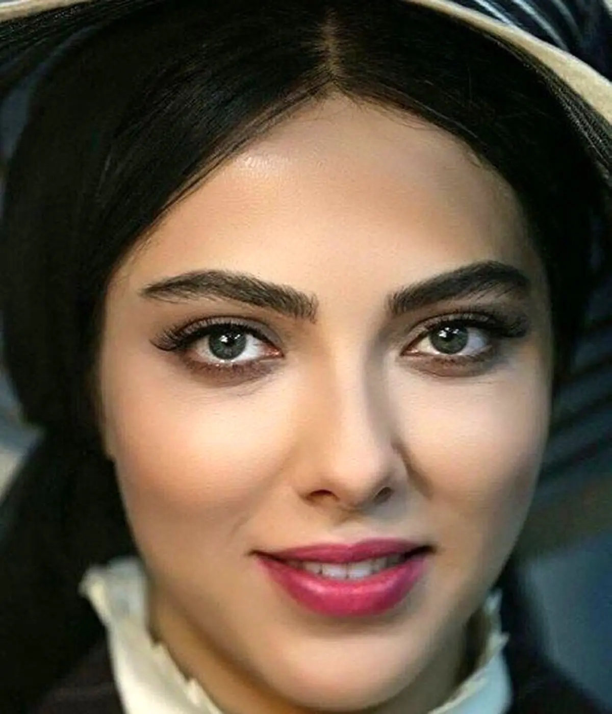 گرانقیمت ترین بازیگر زن مهمان امشب برنامه دورهمی