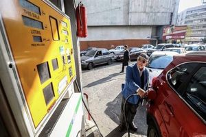 آیا بنزین ارزان می‌شود؟ / شاید سوخت تک نرخی شود