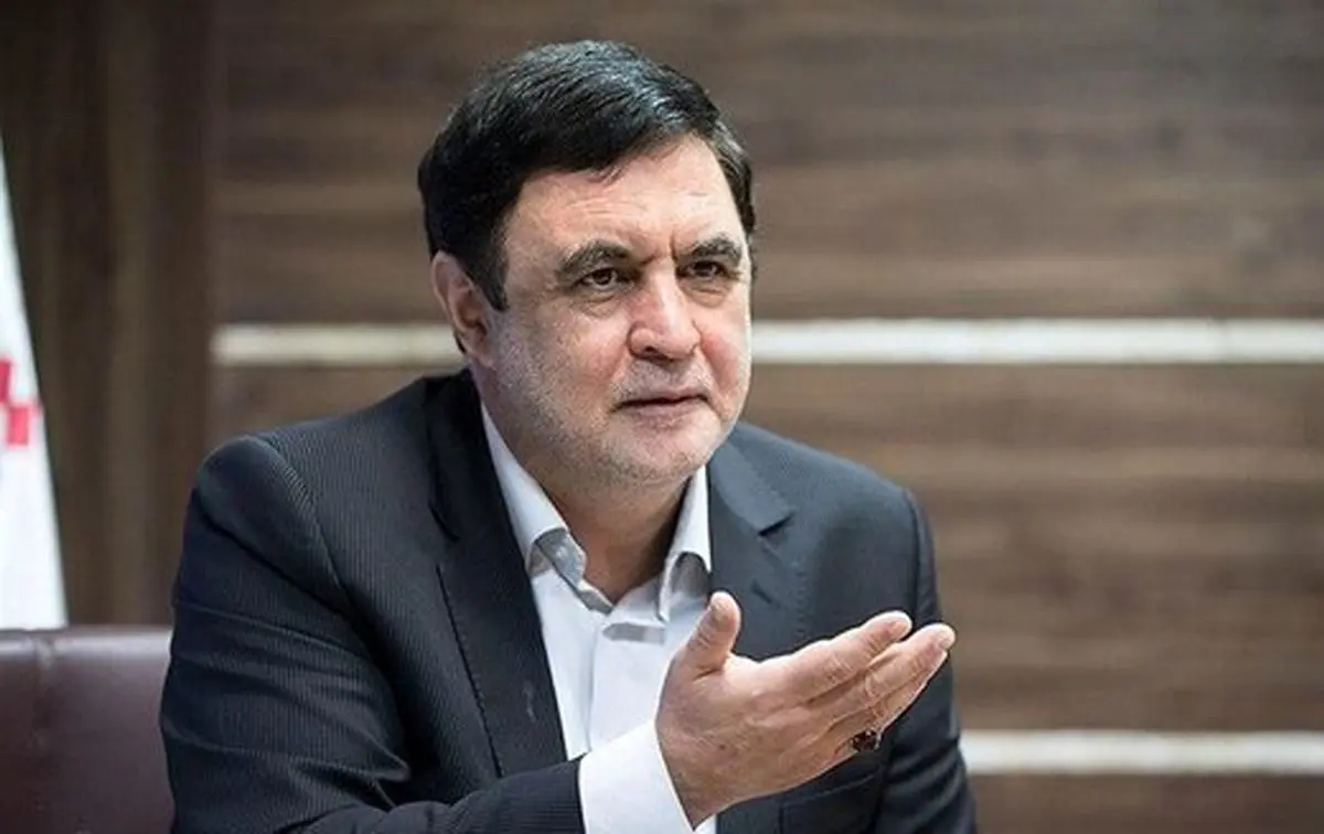 اصولگرایان نباید بخاطر پایداری بیش از این هزینه بدهند/بسیاری از چهره های سرشناس اصولگرا ردصلاحیت شدند