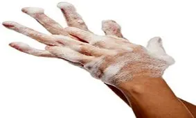 نشستن دست‌ها چه بلا‌هایی به سرتان می‌آورد؟