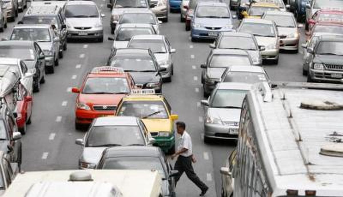 در تایلند جریمه برای رانندگان متخلف کار در کنار اجساد مردگان است !