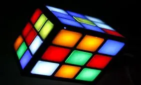 برای حل مکعب روبیک تلاش می‌کنید؟ یک اپلیکیشن تقلب برای آن وجود دارد!