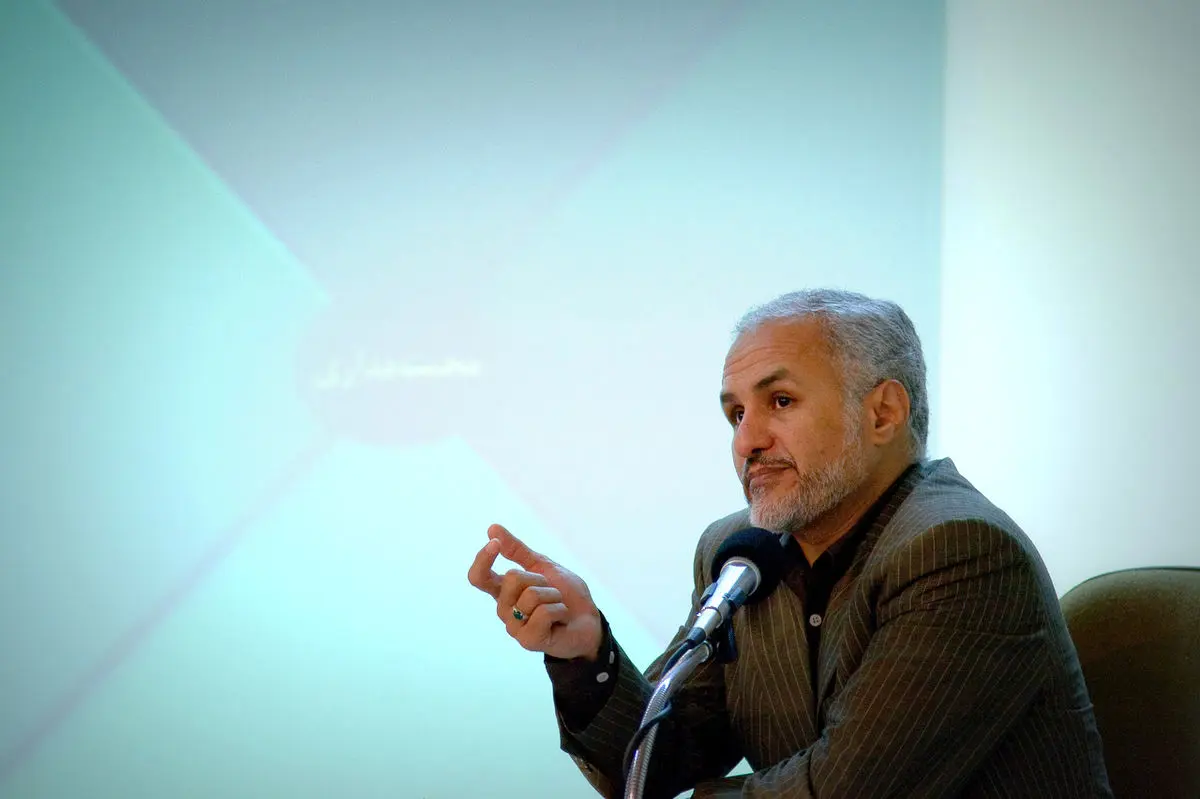 فرمانده سابق برای سپاه دردسرساز شد / راه‌حل‌های جدید حسن عباسی برای مقابله با تحریم‌ها