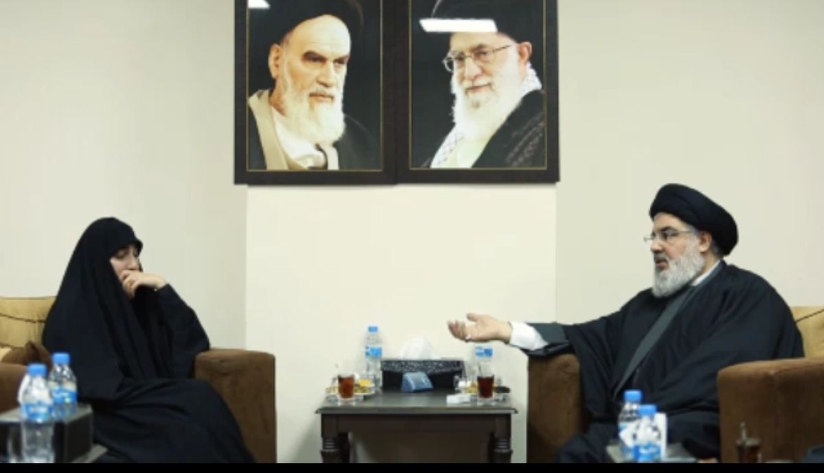 فیلم| دیدار و گفتوگوی صمیمانه سید حسن نصرالله با زینب سلیمانی، فرزند حاج قاسم