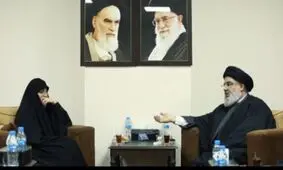فیلم| دیدار و گفت‌وگوی صمیمانه سید حسن نصرالله با زینب سلیمانی، فرزند حاج قاسم