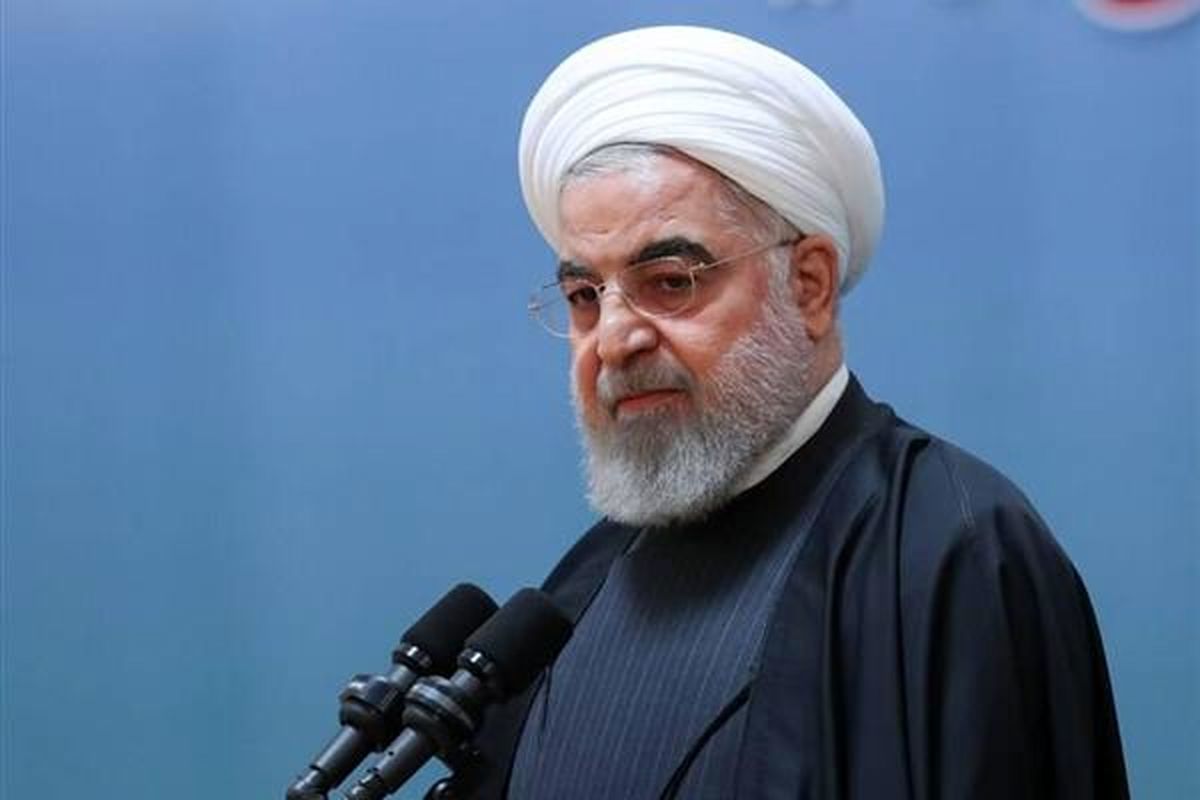 روحانی مكالمات منتقدان و جلسات خصوصی رقبا را چگونه «شنود» میكند؟