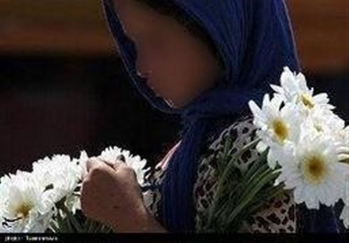 دریده شدن "دختربچه گلفروش" توسط سگ‌های خیابانی + هشدار؛ حاوی عکس دلخراش