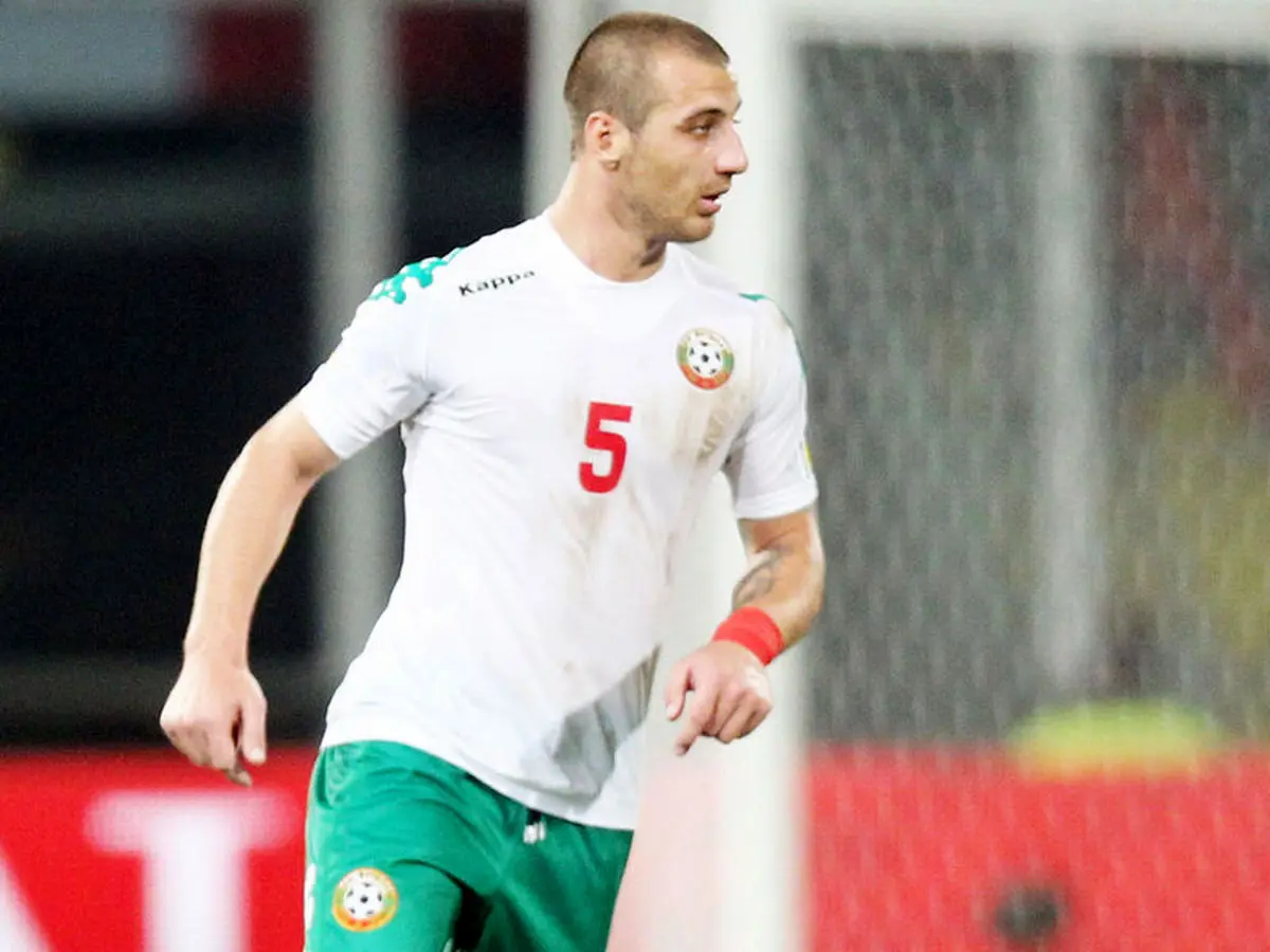 مدافع جدید استقلال را بیشتر بشناسیم