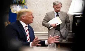 ترامپ: اگر به بولتون گوش می‌کردم، الان در جنگ جهانی ششم بودیم