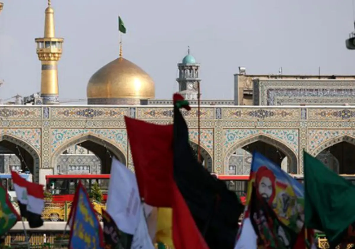 تشرف کاروان پیاده 1000 نفری ملل اسلامی به حرم مطهر رضوی