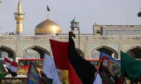تشرف کاروان پیاده 1000 نفری ملل اسلامی به حرم مطهر رضوی