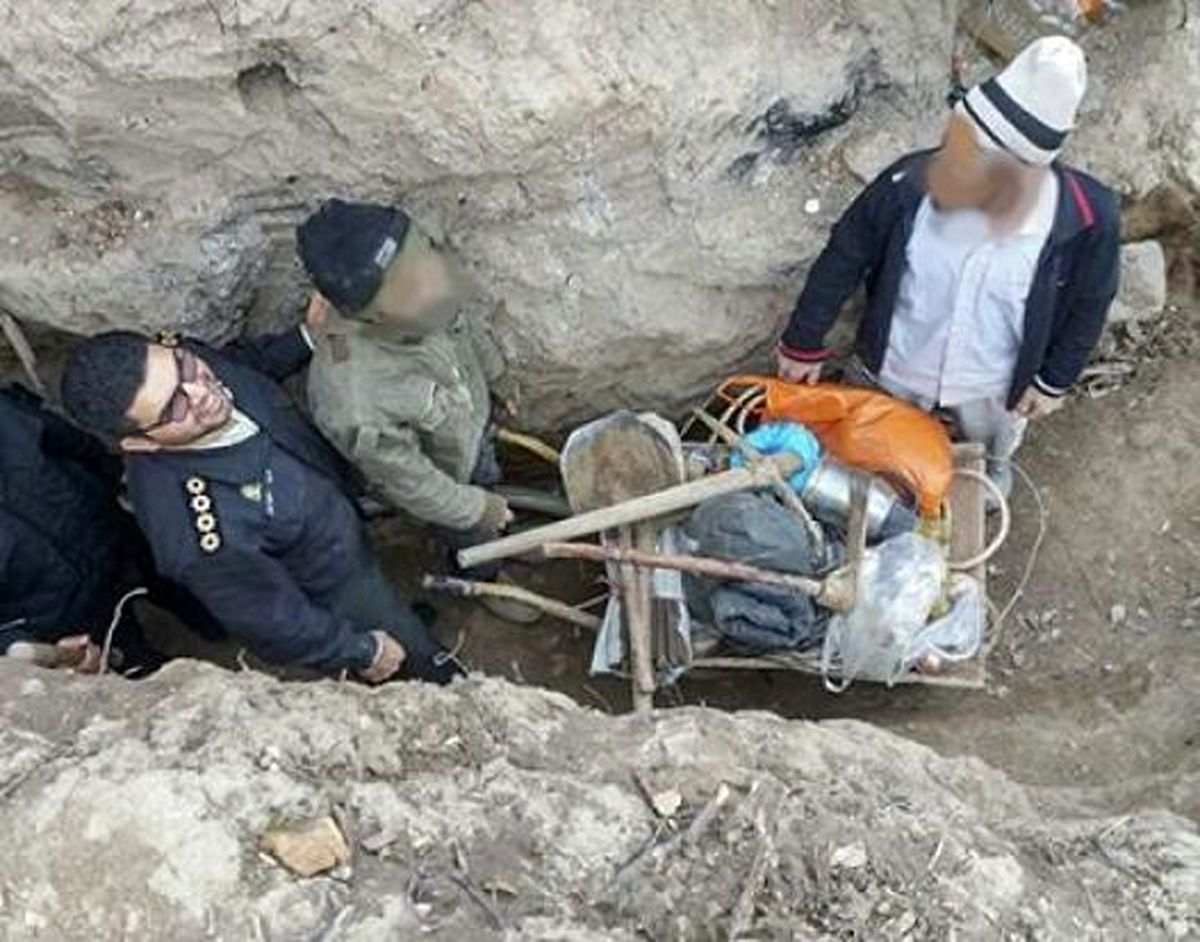 دستگیری جویندگان گنج در رباطکریم
