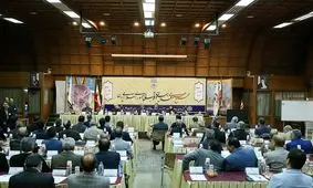 برگه‌های سفید امضا برای ریاست فدراسیون فوتبال در دست اعضای هیئت رئیسه!