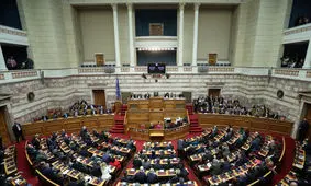 پارلمان یونان نسخه اصلاح شده توافق همکاری دفاعی با آمریکا را تایید کرد