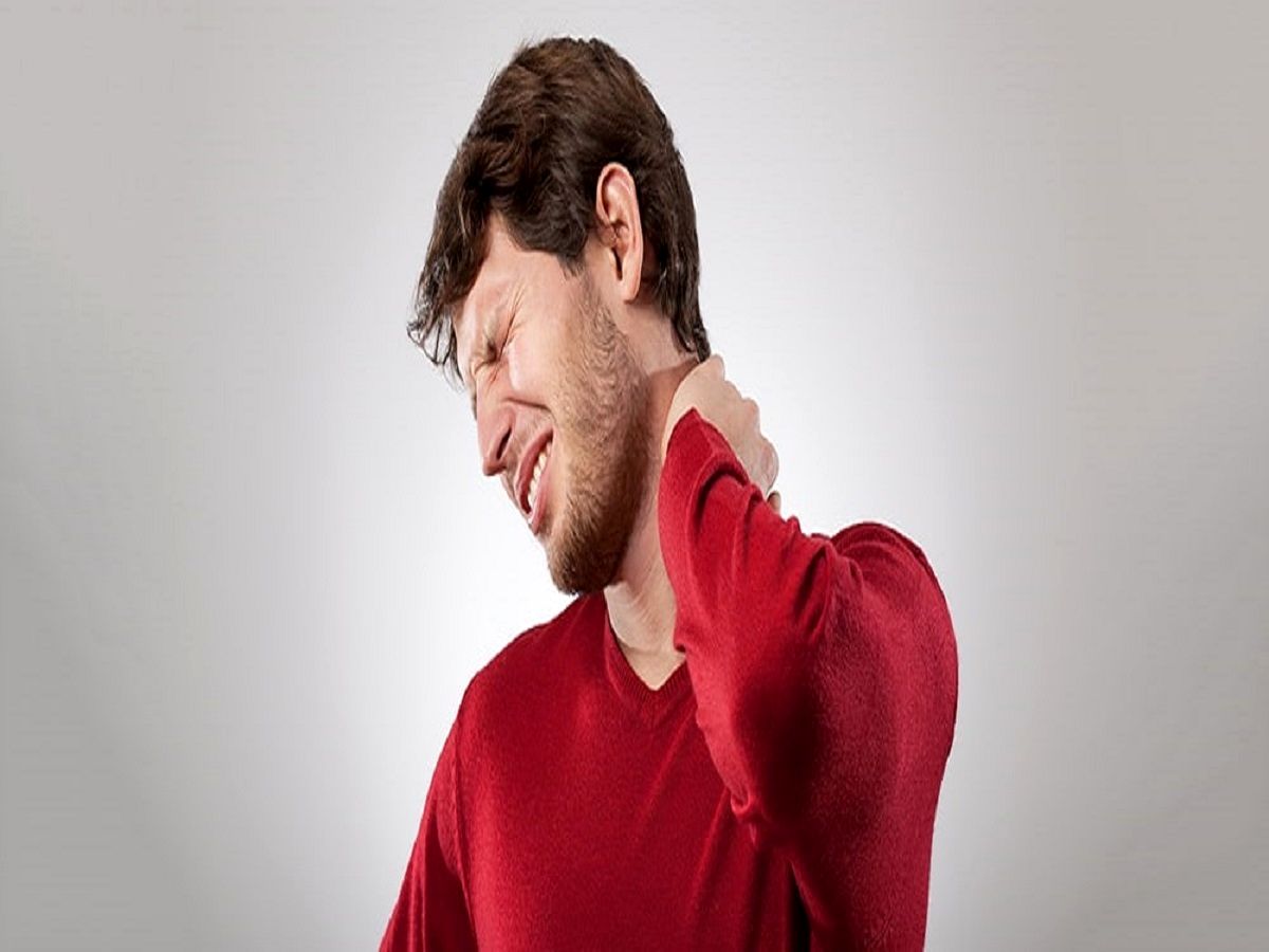 خشکی صبحگاهی گردن از ابتلا به کدام بیماریها خبر میدهد؟