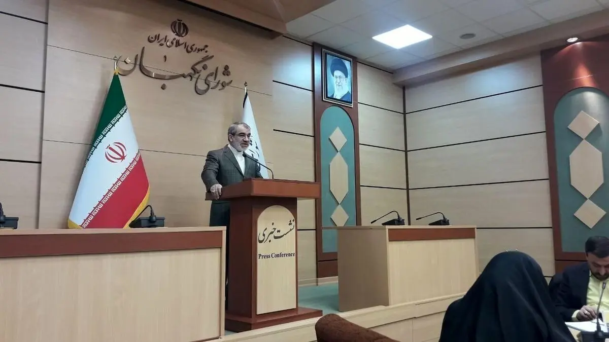 شوخی کدخدایی با هادی غفاری : 9 متر عمامه مصداق عدم التزام به اسلام است