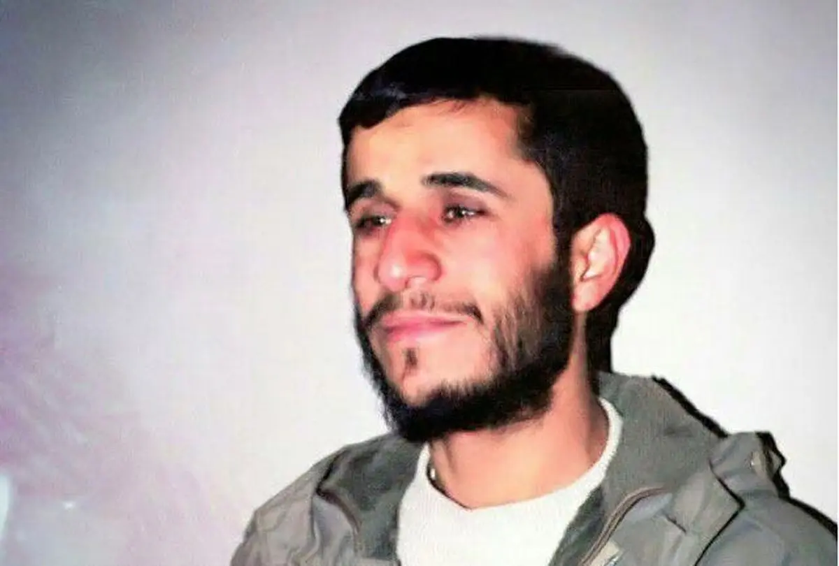 دیدار احمدی‌نژاد با امام(ره) در بهمن ۵۷ و خاطره‌ این دیدار / «آنقدر محو تماشای چهره حضرت امام بودم که متوجه سخنان ایشان نشدم» + عکس