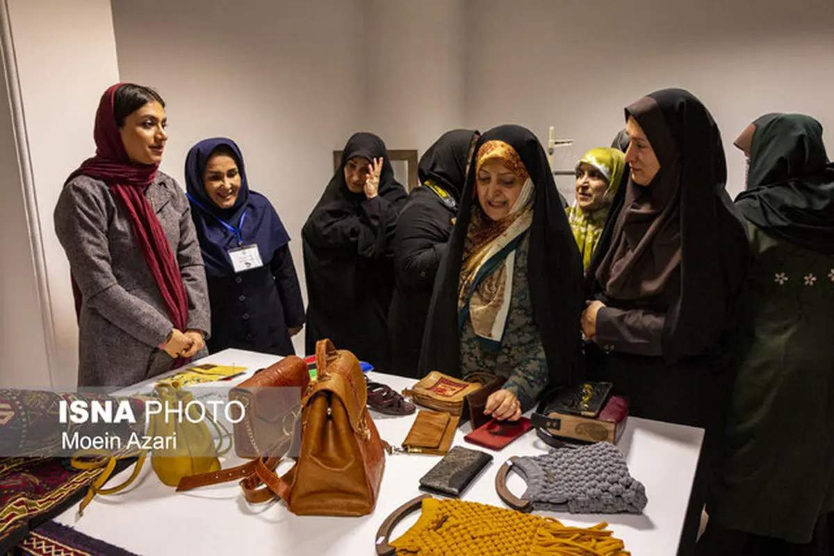 بازدید «معصومه ابتکار» از طرح ایجاد اشتغال پایدار زنان سرپرست خانوار گیلان