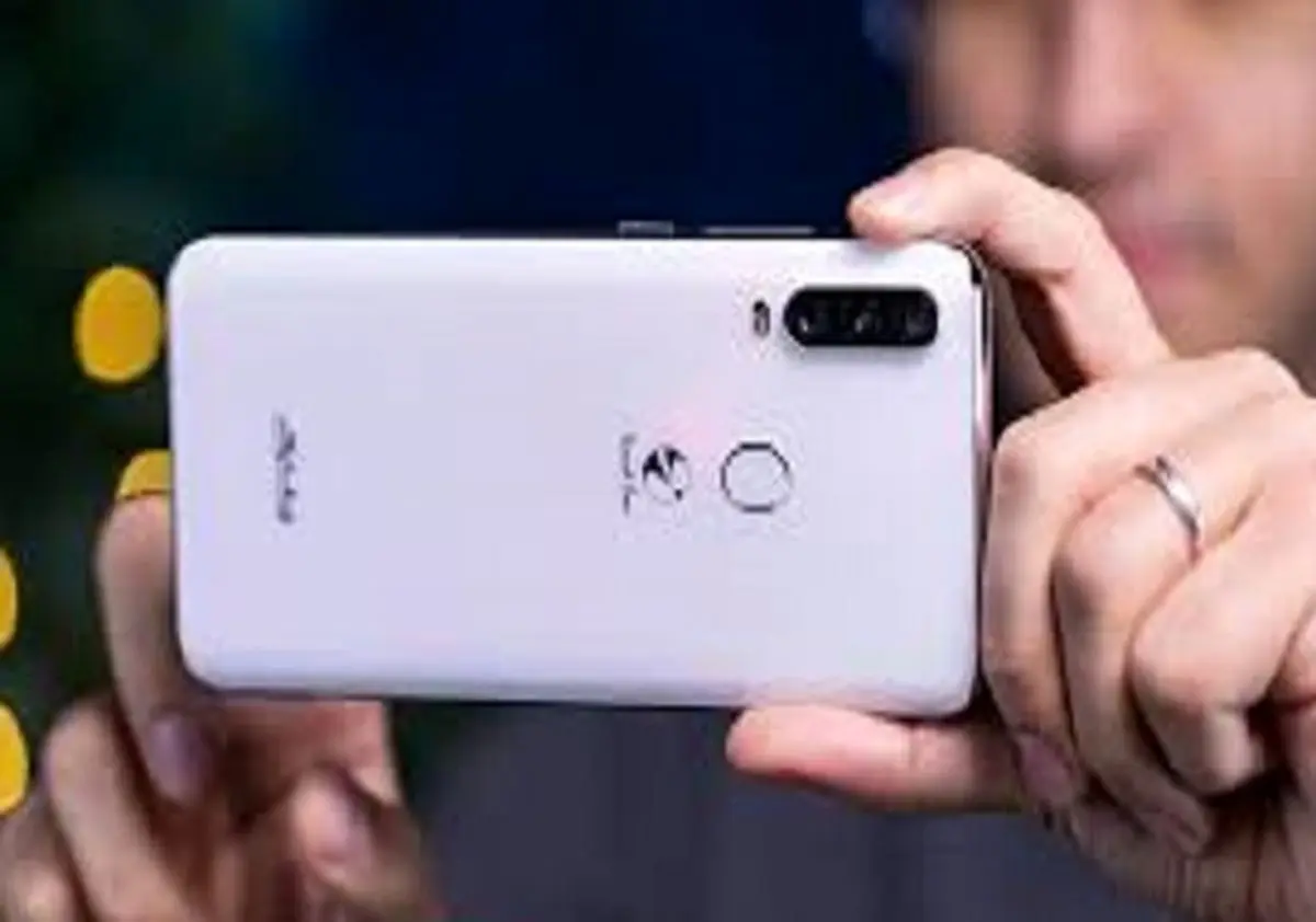 قیمت روز گوشی موبایل جی ال ایکس در ۱۵ بهمن