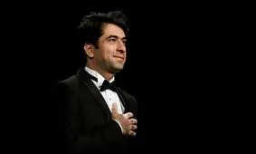 محمد معتمدی پا جای پای علیرضا افتخاری گذاشته است؟