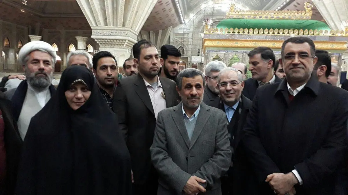 احمدی ‌نژاد ‌امروز در حرم امام چه گفت؟ + عکس و فیلم