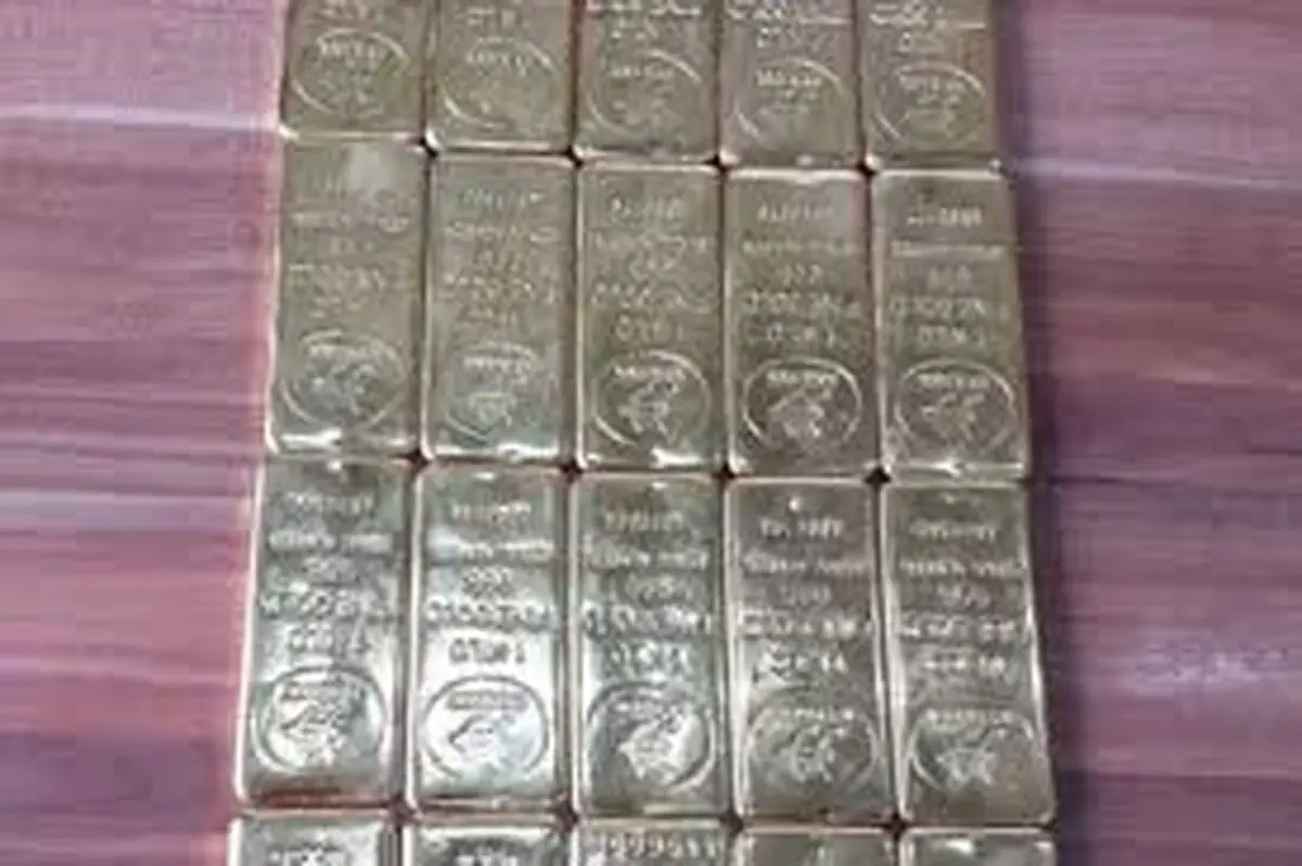 کشف 20 کیلو شمش طلا از باک خودرو