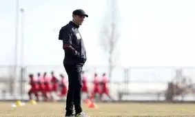 گل‌محمدی: بازیکنان پرسپولیس برنده به دنیا آمده‌اند