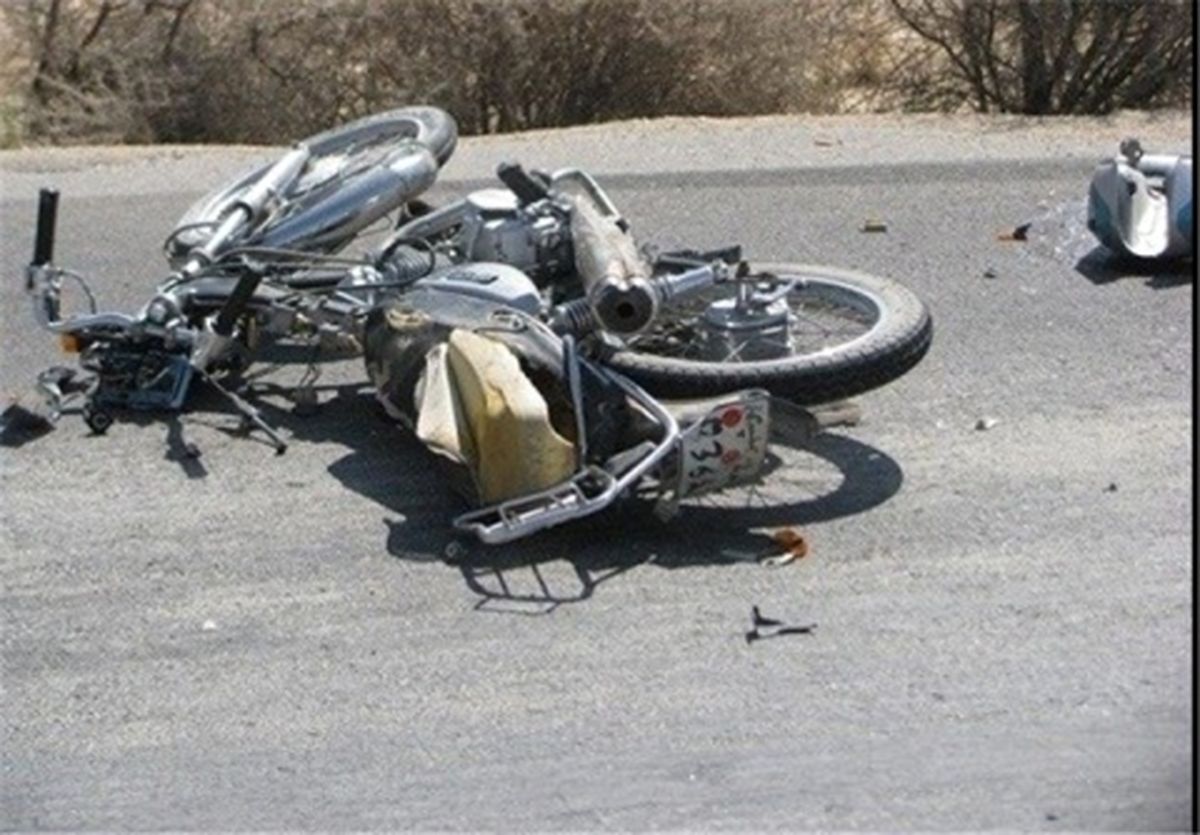 مصدومیت ۸ نفر در اثر سانحه برخورد موتور با تماشاگران در دانشگاه ارومیه