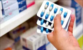 کمبود دارو در داروخانه‌ها به دلیل بدهی بیمه‌ها