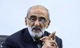 حمله شریعتمداری به دستور روحانی درباره رفراندوم: از حوزه خرد بیرون است