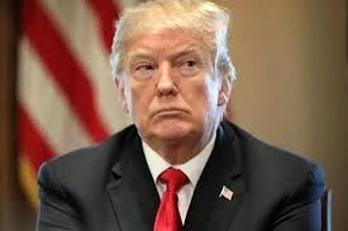 ترامپ باز هم به پلوسی کنایه زد