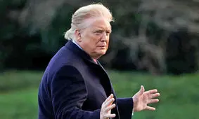 دعوای ترامپ با تصویر خودش / این چهره برنزه فتوشاپ و جعلی است