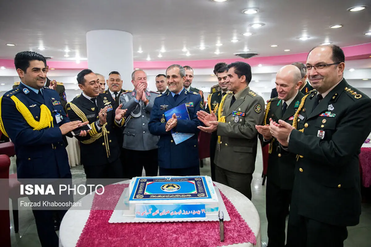 وابستگان نظامی کشورهای خارجی با فرمانده نیروی هوایی ارتش دیدار کردند