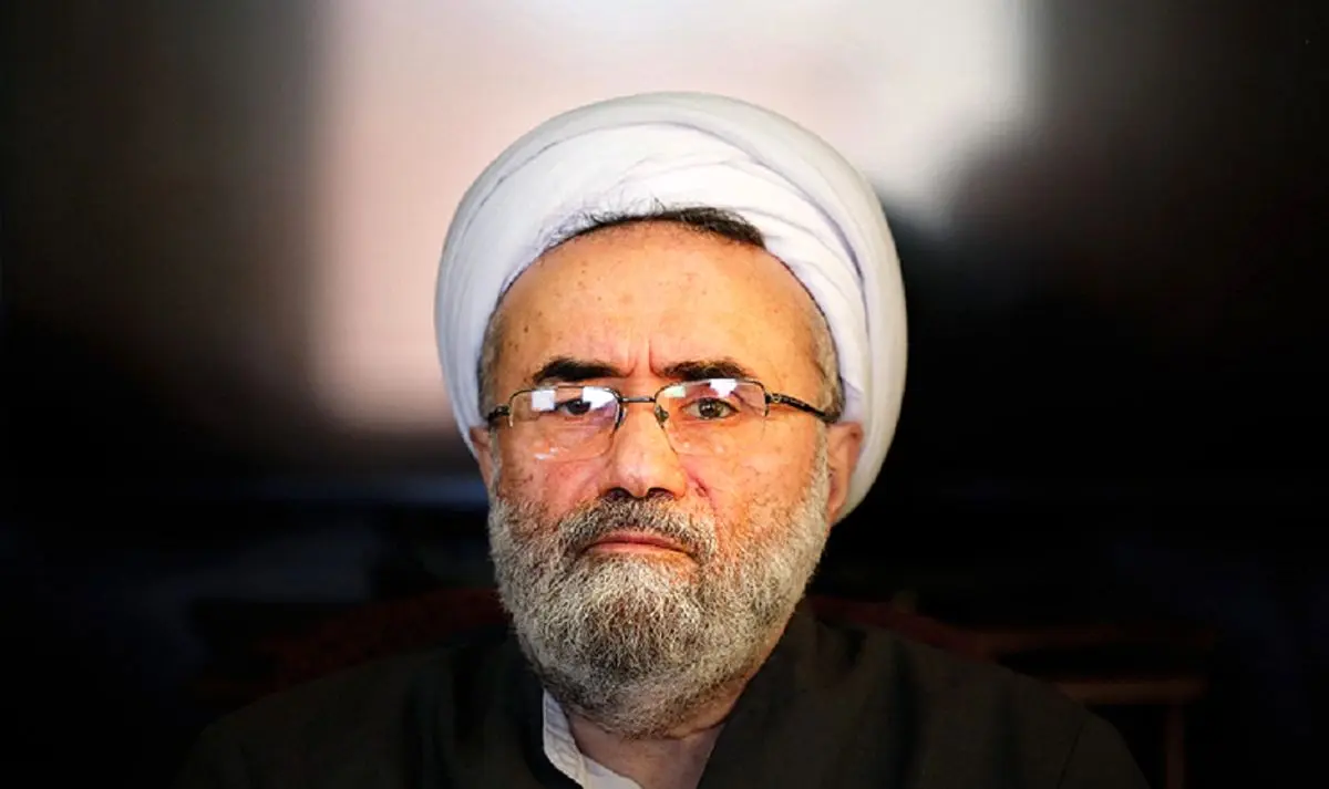 مسیح مهاجری: جمهوري اسلامي را به جمهوري مداحان تبديل کرده‌ايم؛ افراد خدوم را با انگ‌هاي رنگارنگ طرد مي‌کنيم