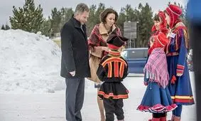 چرا شادترین مردم جهان مشکل مالی پیدا کرده‌اند؟