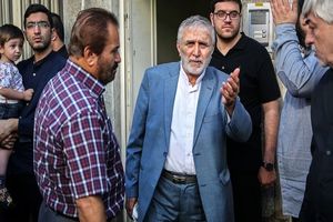 پایان رویای وحدت اصولگرایی / حاج منصور ارضی هم ليست انتخاباتي می دهد!