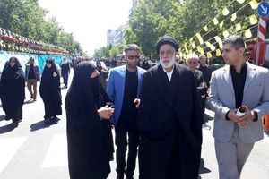 هادی خامنه‌ای: اساس این نظام بر مبنای جمهوریت است/سردار سلیمانی گفت دختر بدحجاب هم دختر من است
