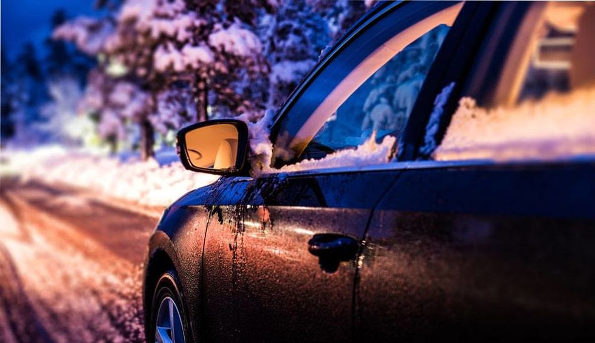 اینفوگرافی| چرا درجا گرم کردن خودرو در زمستان اشتباه است!؟