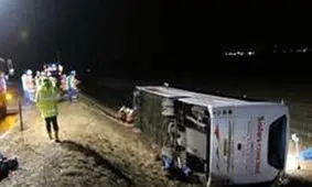 اسامی ۱۱ جان‌باخته حادثه واژگونی اتوبوس مشهد-اصفهان