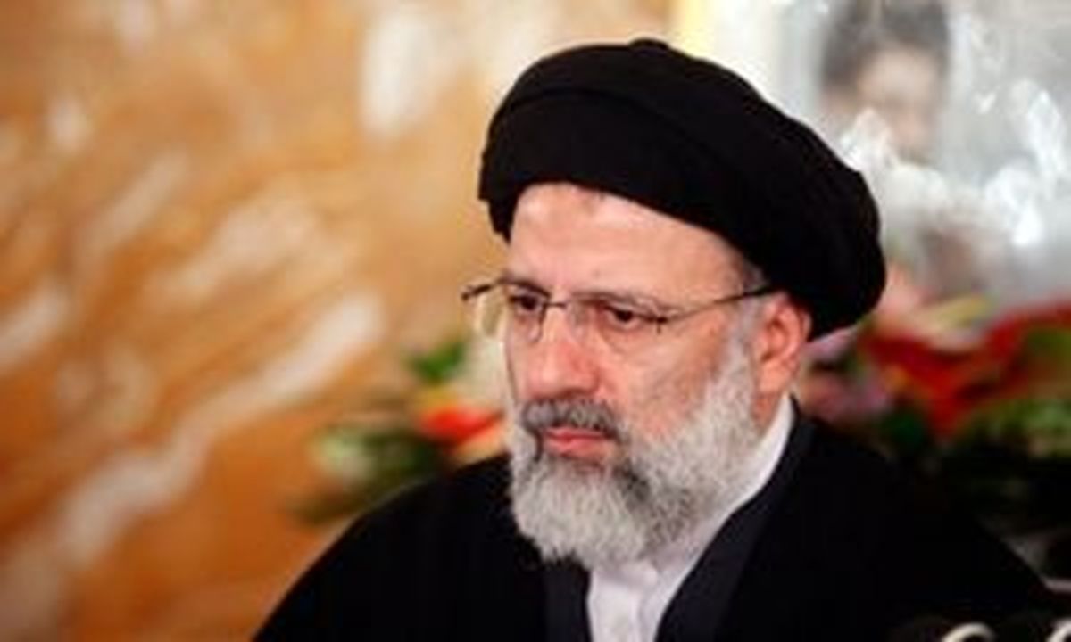 بازدید رئیسی از زندان زنان قرچک