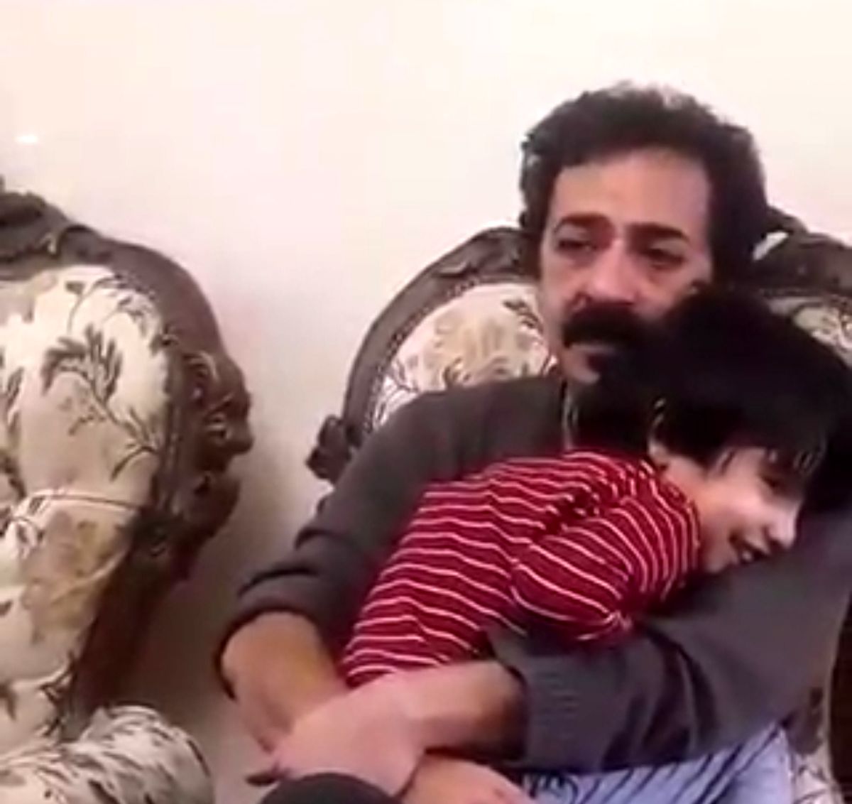 ویدئوی بامزه از یک بابای دوست‌داشتنی‌ ایرانی