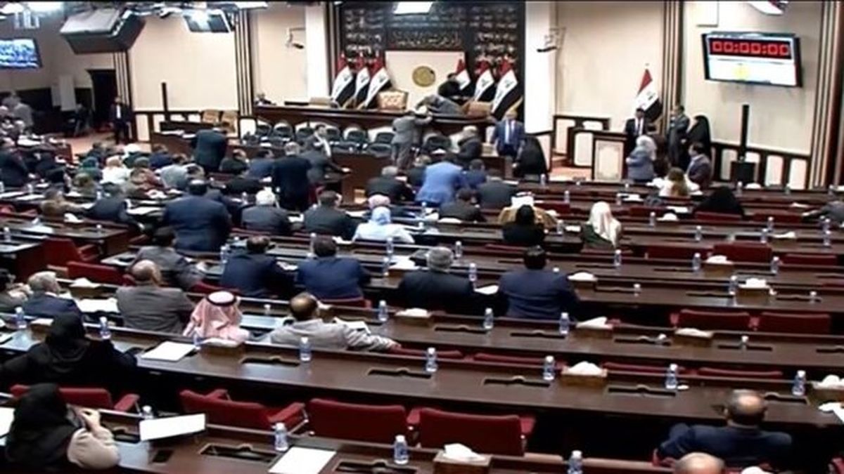 پارلمان عراق خطرات تحریمهای اقتصادی آمریکا را بررسی کرد