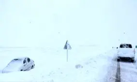 برف و یخبندان در تایباد سبب افزایش ۴۰۰ درصدی آمار تصادفات شد